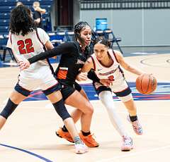 12: BrookdaleBasketball_2026-83