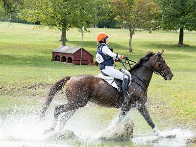 32: HorseParkNJ_2025-21