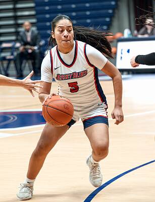 20: BrookdaleBasketball_2026-20