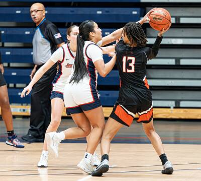 92: BrookdaleBasketball_2026-92