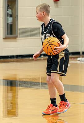 16: ptPleasantBasketball-128