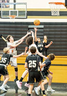 18: ptPleasantBasketball-130