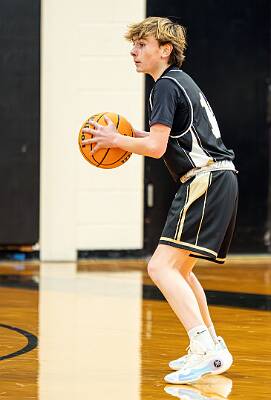 27: ptPleasantBasketball-139