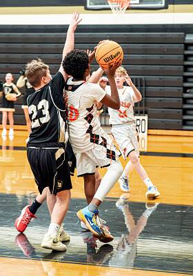 34: ptPleasantBasketball-146