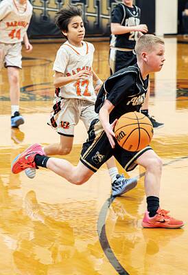 48: ptPleasantBasketball-160