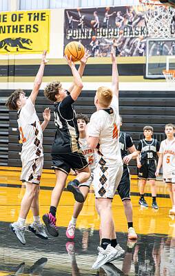 45: ptPleasantBasketball-111