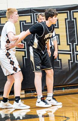 4: ptPleasantBasketball-70