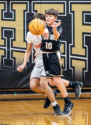 5: ptPleasantBasketball-71