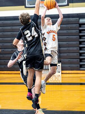 6: ptPleasantBasketball-72