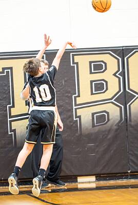 32: ptPleasantBasketball-98