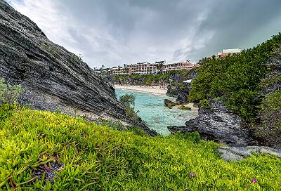 12: Bermuda-19